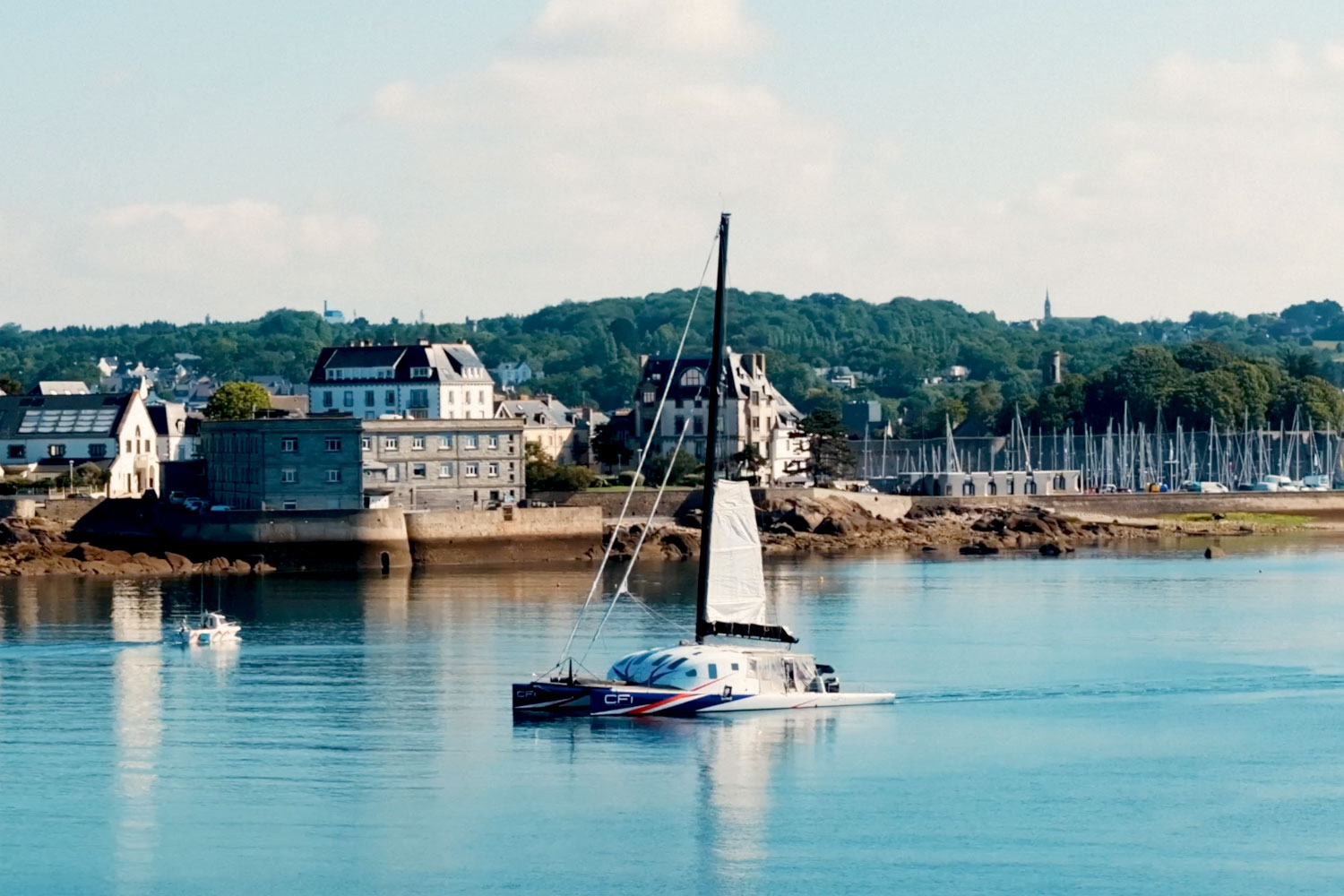 Catamaran CFI